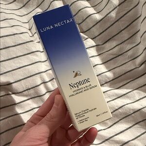 Luna Nectar Neptune Hyaluronic Acid Serum